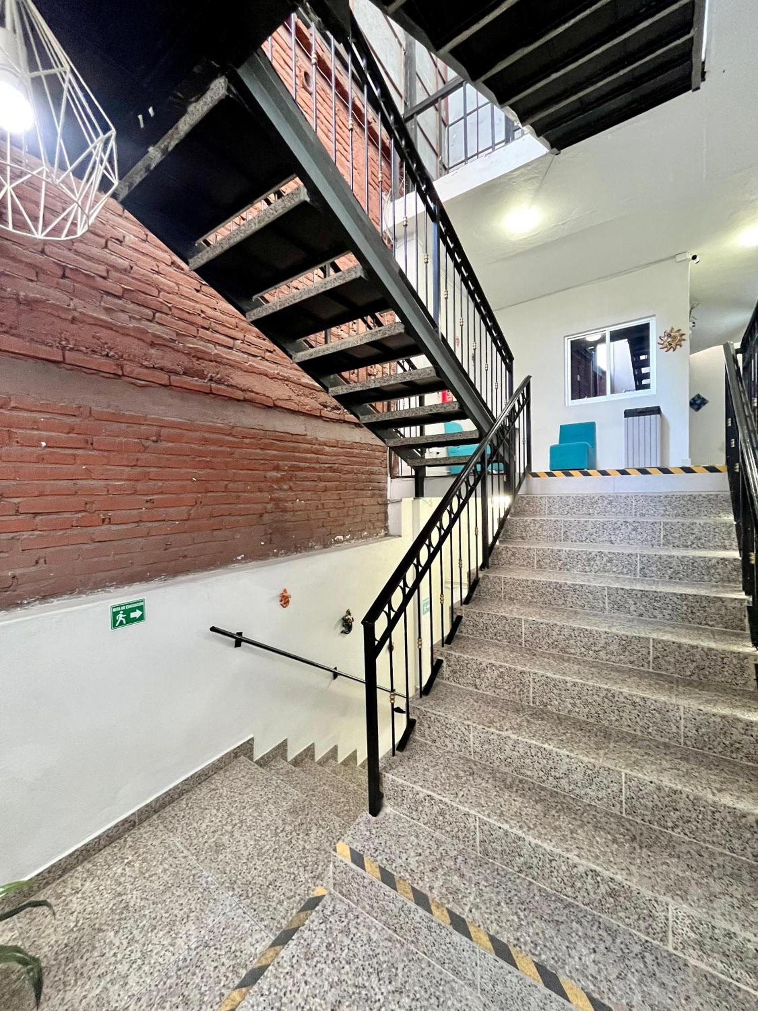 Hotel Juarez 70 Colima Zewnętrze zdjęcie