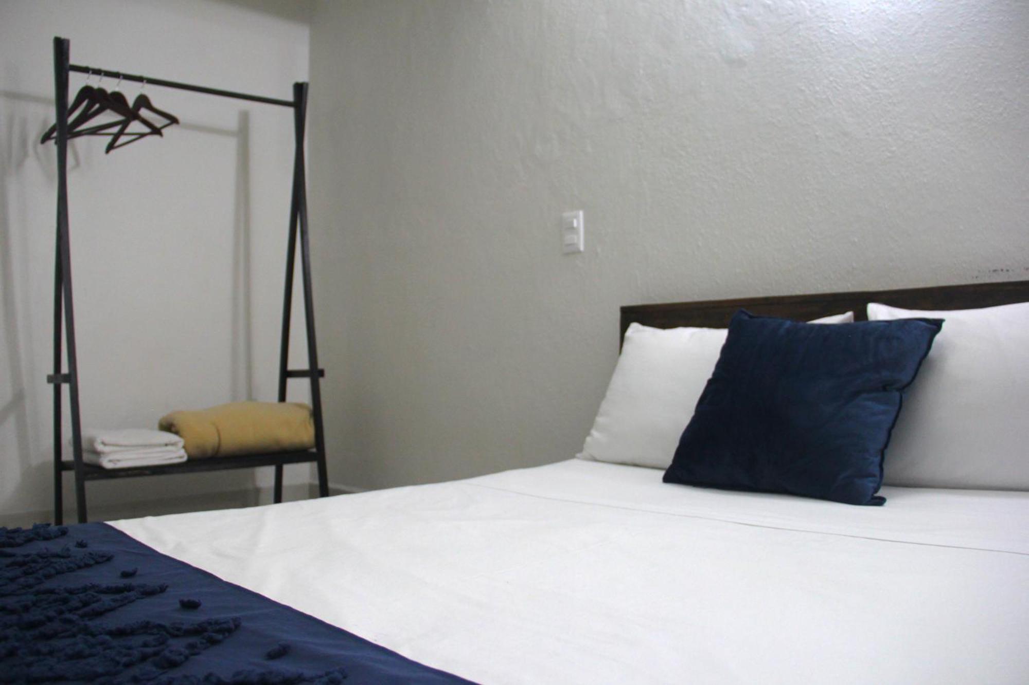 Hotel Juarez 70 Colima Pokój zdjęcie